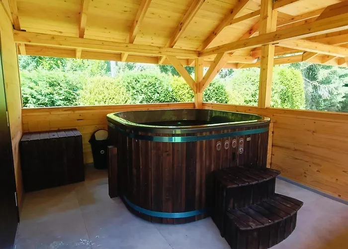 In Apsze Ni Ne With Balcony Appartamento